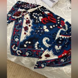 Hermes Cachemire Schwal Paisley 140 - blue, red, white - used - with box